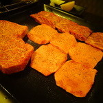 京松蘭 - 塩焼き3種(右から極上ハラミ、上タン、サーロイン