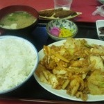 栄飯店 - 豚キムチ定食