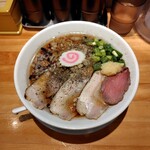 麺家 たけ田 - 牛骨スタミナらぁ麺