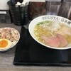 REGISTA 日本橋支店
