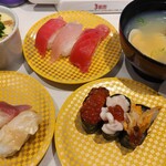 魚べい - 料理写真: