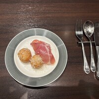 ビストロあじと - セッポレと生ハムです。