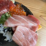 天然本マグロ専門店 司 - 