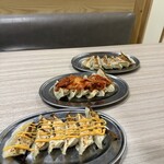 焼鳥 餃子 とり金 梅田店 - 