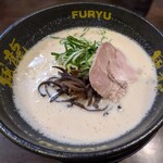 とんこつラーメン博多風龍 - とんこつラーメン ￥750