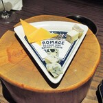 ミアスタンド - チーズ盛り合わせ(2/15)