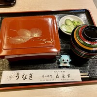 満寿家 - うな重 並