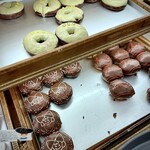 OLGA LE BON BON DONUTS - 