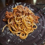 ラ・ピッコラ・ターヴォラ - スパゲティミートソース　1900円