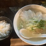 ラーメン・豚足 太吉 - 