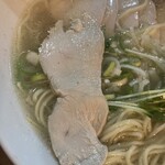 ラーメン・豚足 太吉 - 鶏チャーシュー
