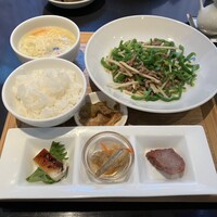 博多華都飯店 - 青椒牛肉絲セット