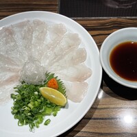 玄品 大阪北新地 - てっさ（ふぐ刺し）