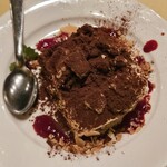 大衆イタリアン MATILDA GINZA - 大人のティラミス。ほろ苦いお味で締めにぴったり！