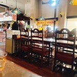 ホワイトハウス - 店内