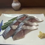 さか井 - 鯖寿司の半身の造り
