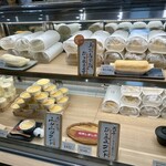 だしまき玉子専門店 卵道 エキュート立川店 - ショーケース
