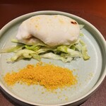 馳走 啐啄一十  - 【写真⑭】虎河豚(山口県上関町)の白子、レタス、削り唐墨