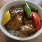 CHINESE DINING 瑞 - 牛ロース丼