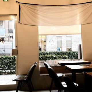 ニチョウメカフェ ニニギ_2