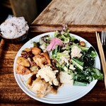 Ond - 3種のデリランチ