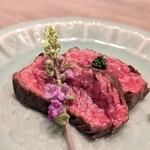 USHIGORO S. SHINJUKU - 牛サガリ たたき