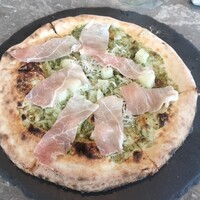 800°DEGREES ARTISAN PIZZERIA - 