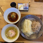 Ramen FeeL - FeeLつけ麺スープダブル（醤油 塩）