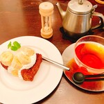 パルファン - ケーキとウバティー