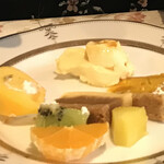 プラドジュール イクタ - デザートとり分けて一人分