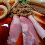 麺屋 伊藤 - 特製豚肉出汁台湾らーめんのアップ