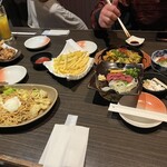 個室完備居酒屋 極上肉×美味海鮮之饗用 茜屋 秋田站前店 - 
