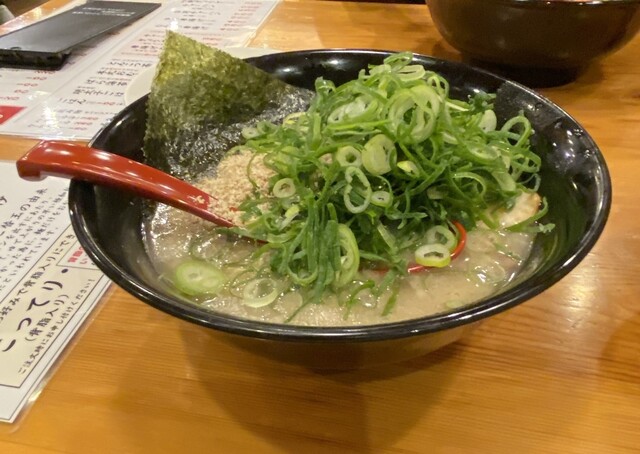 Hakata Ramen Honmaru Tei Tobishima Ten photo 4