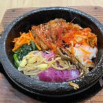 石焼ビビンバ専門店 アンニョン - 料理写真: