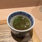 塩そば まえだ - ハーブまぜそばの出汁