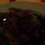 レストラン＆ワインバー ロゼッタ - じゅわ～っとなったハンバーグ