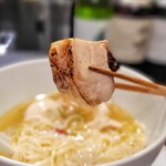 Ramen 翡翠 - 