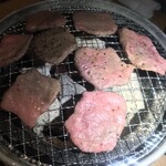 炭火燒肉 伏見屋 飛騨牛別邸