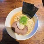 琉 肉、酒、ときどき魚。 - 【トドラーメン（限定）】