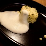 ウエストパパ - 芹とルッコラのタブレ・スクエアガトー仕立て