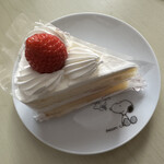 シャトレーゼ - 料理写真:スペシャル苺ショート 356円