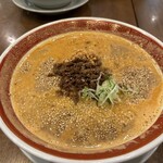 万豚記 - ごまたっぷりで、ナッツもいたよ