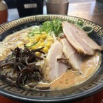 長浜らーめん - 濃厚味噌とんこつラーメン❗️
