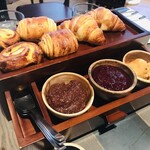 Le Bistro Winebeast - 