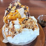 DAIBAN COFFEE cafe - コーヒーのかき氷1,680円✨エスプレッソのシロップやエスプーマがとても合うミルク氷。年間通して頂けるのが嬉しい限り。