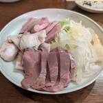 やきとん酒場 ヤマネ肉店 - もつ刺し３点盛り（1320円）