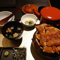 炭焼きうなぎ・かしわ 登河 - 