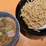 六厘舎 東京駅東京ラーメンストリート - 