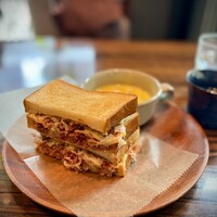 カレス - 