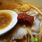 中華そば 白壁 あおい  - 味噌そば　麺がちょっと細くて物足りないかな